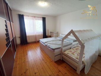 REZERVOVANÉ - Nová cena Výnimočný dvojgeneračný dom na pred - 14