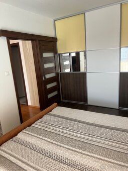 Na prenájom 3 izbový zariadený byt - 14