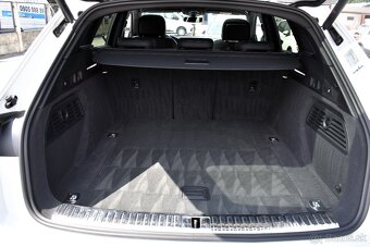Audi Q8 S E-Tron - 14