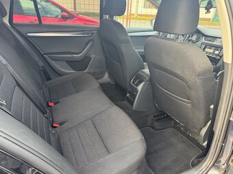 Škoda Octavia SCOUT 3 2.0 TDI  4x4 - 14