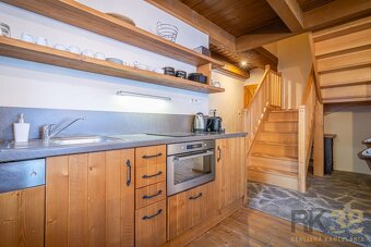 Lukratívny chalet v TOP lokalite v Jasnej v Nízkych Tatrách - 14