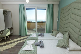 Chorvátsko-Luxusná vila s bazénom a výhľadom na more - 14