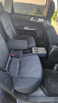 Predám Subaru Forester 2.0 benzin r.v.2011 - 14