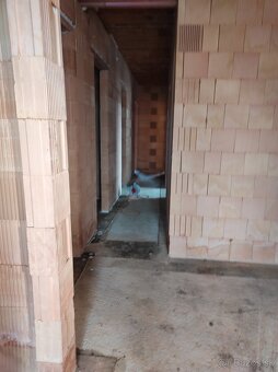 5-izbovy rodinný dom 15 minút od NR - 14