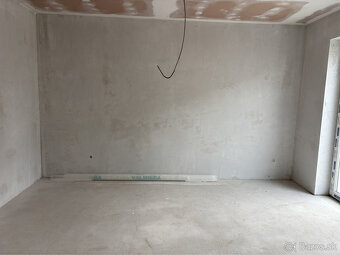 4- izbová novostavba s vlastným pozemkom a prístupom, zabezp - 14