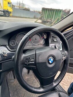 Rozpredam bmw F10 520d 135kw - 14