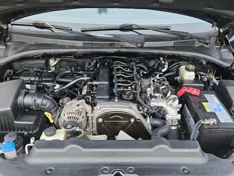 Na predaj KIA SORENTO 2.5 Crdi 125kw + ťažné - 14