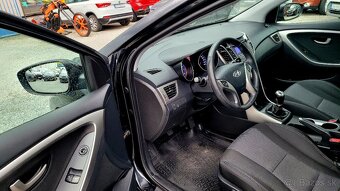Hyundai i30 1.6i MPI DOHC CVVT Comfort benzín - 14
