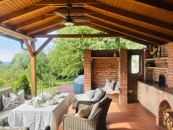 REZERVOVANÉ - NOVOSTAVBA - VEĽMI PEKNÝ 2i DOM - 14