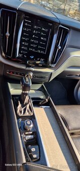 VOLVO XC60 A8 Inscription 4x4 - 14