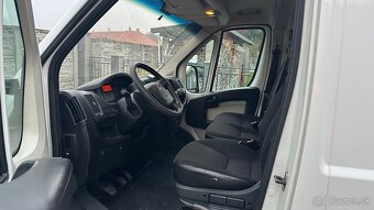 Citroën Jumper 2.2 96 kW - 14