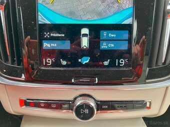 Volvo V90 CC T5 2.0L Cross Country Pro AWD Geartronic 184 KW - 14