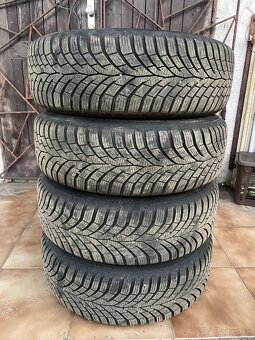 5x112 r15 elektróny Volkswagen + zimne 195/65r15 Continental - 14