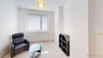 PINK Reality Na predaj útulný 4-izbový rodinný dom v Šali –  - 14