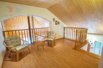 Krásny 7-izbový dom, 328 m² + 1389 m² pozemok, Trebostovo, o - 14