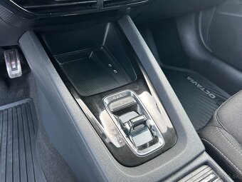 Škoda Octavia Combi 2.0 TDI DSG Sportline 4x4 - 14