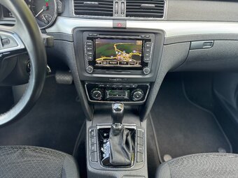 SUPERB 2.0 tdi DSG - 14