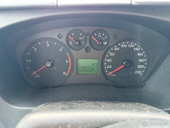 Ford Transit 2.2 TDCi 92Kw Bus - DELŠÍ VERZE - 14