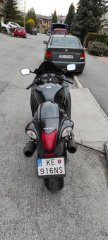 Suzuki GSX1300R Hayabusa - 14