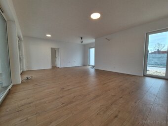 4 – IZB. BUNGALOV, 3 PARK.STÁTIA, TERASA,VEĽKÉ BLAHOVO - 14