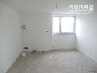 Pekný rodinný dom, 300 m2, kompletná rekonštrukcia, Hronské  - 14