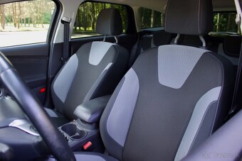 Ford Focus 1.0 l, 125k, manuál, vybava Trend, 80 645 km - 14