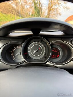 Citroën c3 1.4i benzín - 14