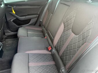 Škoda Octavia Combi RS 2.0 TSI 245k DSG - 14
