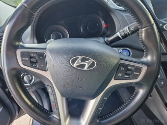 Predam Hyundai I40 1.7 diesel automat - 14