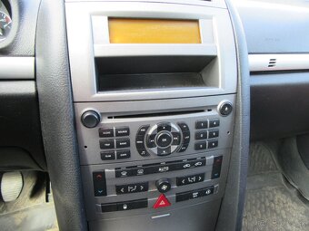 Peugeot 407 - 14