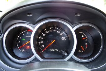 Suzuki Grand Vitara 1.9 DDiS 4x4 - 14