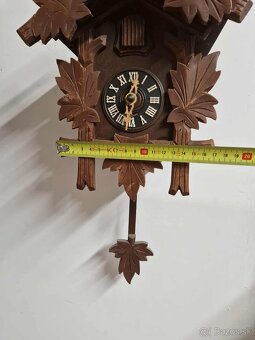 Dvoje nástenné hodiny - 14