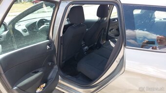 Peugeot 308 sw - 14