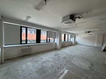 Prenájom samostatného kancelárskeho traktu 243 m² na Vajnors - 14