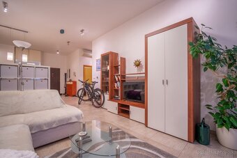 PRENÁJOM 2 izbový byt 75 m² Five Star Residence, Staré Mesto - 14