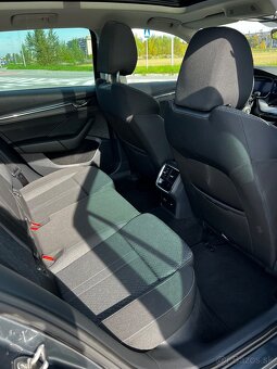 Škoda OCTAVIA 2.0 TDI SCR Style DSG - 14