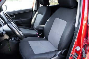 Kia Venga 1.4 CVVT EX - 14