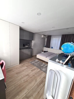 Banská Bystrica 4 izbový byt- sauna, bazén, altánok, záhrada - 14