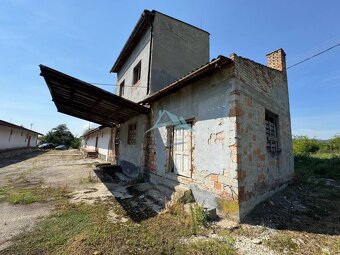 Skladové priestory na predaj - 14