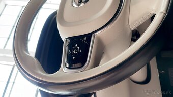 Volvo XC60 B4 145KW AWD AT - 14