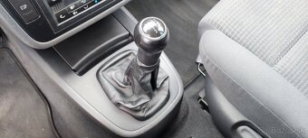 Volkswagen Sharan 1.9 TDI 85kW 130tis km - 14