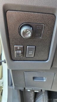 Nissan Qashqai 2.0i 4x4 LPG - 14