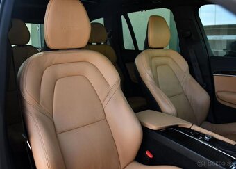 Volvo XC90 2,0D5 INSCRIPTION PANOR H/K 173 kw - 14