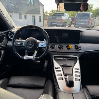 Mercedes AMG GT 43 4MATIC+ A/T - 14