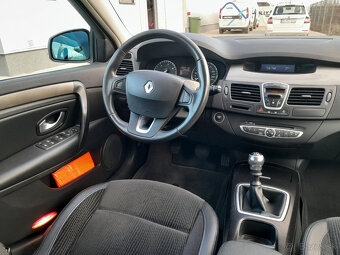 Renault Laguna 2.0 dci --ťažné-- - 14