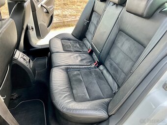 Škoda Octavia Combi Scout 2.0 TDI 4x4 Xenon Alcantara - 14