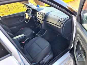 Škoda Fabia II FACELIFT COMBI 2013 1,2 TSI 77KW 105"PS ELEG - 14