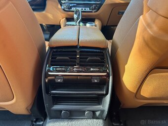 BMW rad 5 520d xDrive A/T - 14