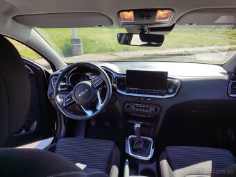 Kia Ceed 2025 Gold – čiern - 14