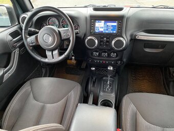 JEEP WRANGLER RUBICON 2.8 CRDi A/T , r.v.2015 - 14
